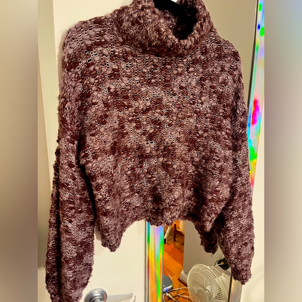 Hollister Small Purple Chunky Knit Crop Sweater Small
